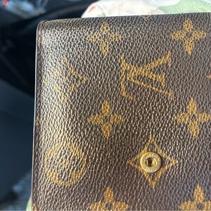 Louis Vuitton Tan/Brown Monogram Small Bifold Wallet with Gold Snap